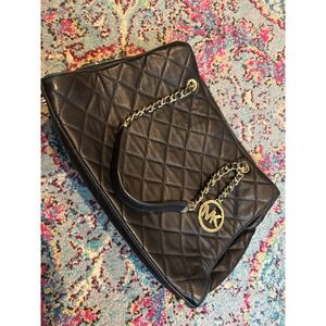 Michael Kors Quilted Leather Chain Shoulder Bag Gold MK Logo Black